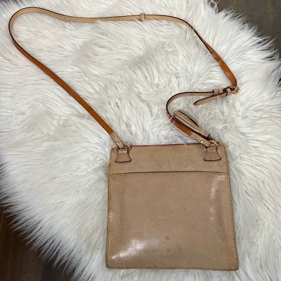 Dooney and Bourke tan Crossbody travel bag - Picture 2 of 6